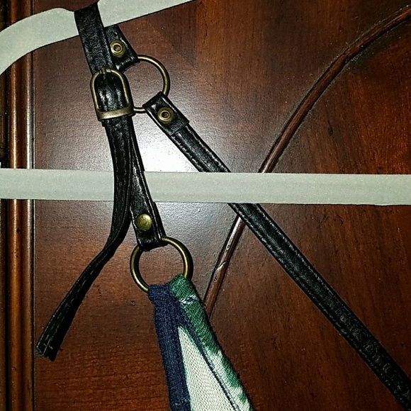 Daytrip by Buckle Vest Tank Ocean Cream Navy Top - Picture 5 of 6